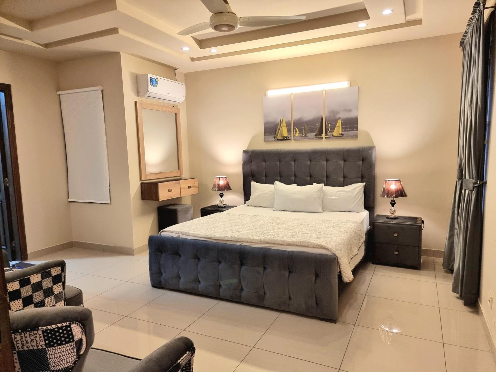 Executive 3 Bedrooms Apartment In Bahria Town Ravalpindi Kültér fotó