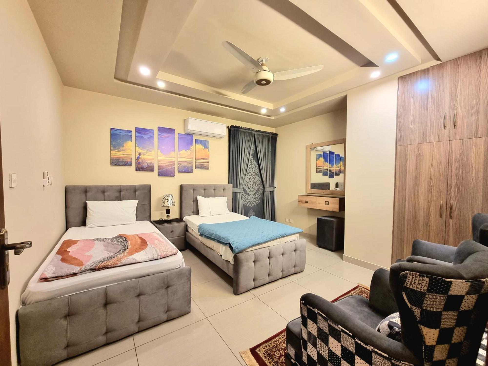Executive 3 Bedrooms Apartment In Bahria Town Ravalpindi Kültér fotó